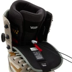 Vans Invado Pro Snowboard Boots -The Skiing Equipment Store invado pro snowboard boots p9779 42134 zoom