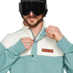 Volcom She Crew Fleece -The Skiing Equipment Store she crew fleece p9195 37461 zoom