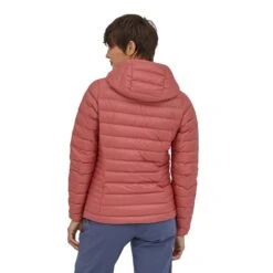 Patagonia Women's Down Sweater Hoody -The Skiing Equipment Store womens down sweater hoody p8100 28844 zoom