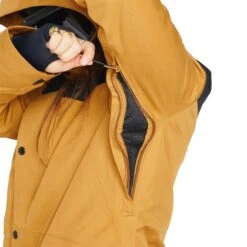 Volcom Women's ELL INS GORE-TEX Jacket -The Skiing Equipment Store womens ell ins gore tex jacket p9234 37752 zoom