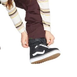 Volcom Women's Swift Bib Snowboard Pants -The Skiing Equipment Store womens swift bib snowboard pants p9207 37563 zoom
